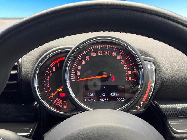 ＭＩＮＩ クラブマン　バッキンガム　後期モデル　カメラＰＫＧ　アクティブクルーズコントロール　純正ナビ　ＬＥＤヘッドランプ　ユニオンジャックデザインＬＥＤリアコンビネーションランプ　スマートキー　ＥＴＣ車載器　禁煙車（56枚目）