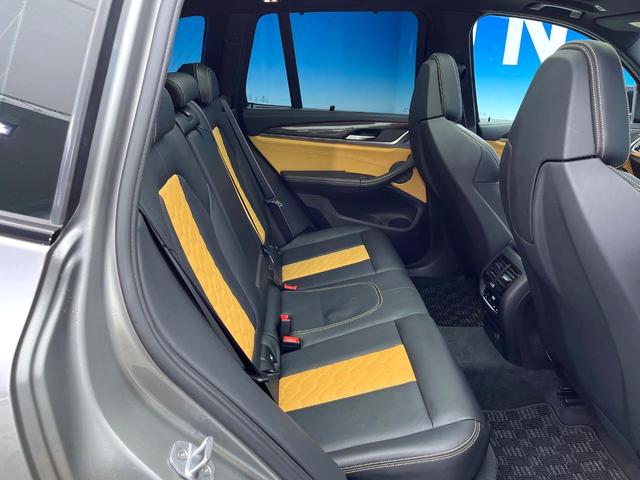 X3 M コンペティション サンルーフ 4ゾーンエアコン 全席シートヒーター シートベンチレーション ヘッドアップディスプレイ Mスポーツエキゾーストシステム 全周囲カメラ ジェスチャーコントロール ハーマンカードン(10枚目)