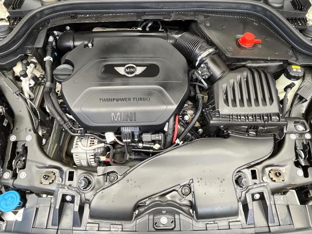MINI クーパーD 3ドア ペッパーPKG ナビゲーションPKG LEDヘッドランプ/LEDフロントフォグランプ デュアルオートエアコン プライバシーガラス スマートキー Bluetooth 禁煙車(21枚目)