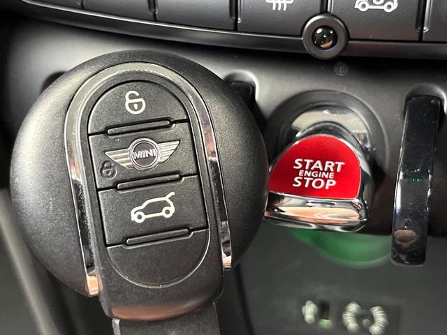 MINI クーパーD 3ドア ペッパーPKG ナビゲーションPKG LEDヘッドランプ/LEDフロントフォグランプ デュアルオートエアコン プライバシーガラス スマートキー Bluetooth 禁煙車(56枚目)