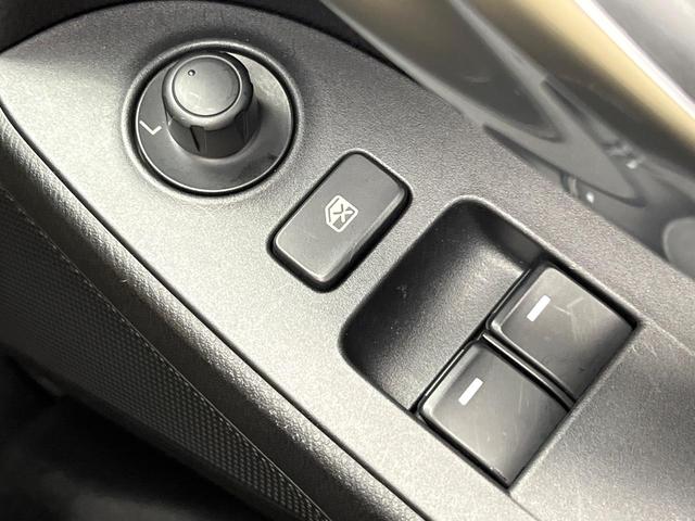 アバルト124 スパイダー ベースグレード 6MT 「ABARTH」ロゴ入革/アルカンターラコンビシート クルーズコントロール クリアランスソナー オートエアコン 純正17インチアルミ バックカメラ スマートキー ETC メモリーナビ 禁煙車(45枚目)