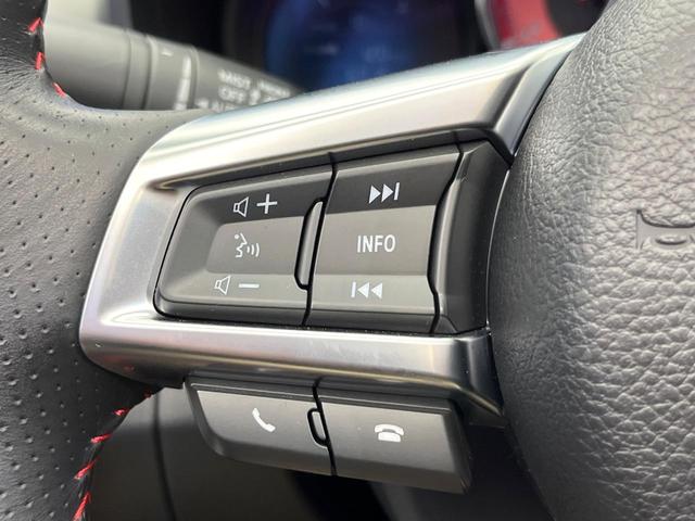 アバルト124 スパイダー ベースグレード 6MT 「ABARTH」ロゴ入革/アルカンターラコンビシート クルーズコントロール クリアランスソナー オートエアコン 純正17インチアルミ バックカメラ スマートキー ETC メモリーナビ 禁煙車(46枚目)