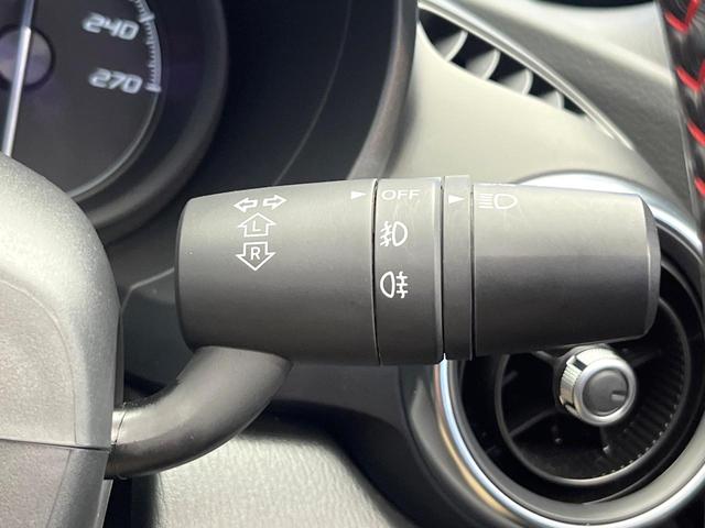 アバルト124 スパイダー ベースグレード 6MT 「ABARTH」ロゴ入革/アルカンターラコンビシート クルーズコントロール クリアランスソナー オートエアコン 純正17インチアルミ バックカメラ スマートキー ETC メモリーナビ 禁煙車(47枚目)