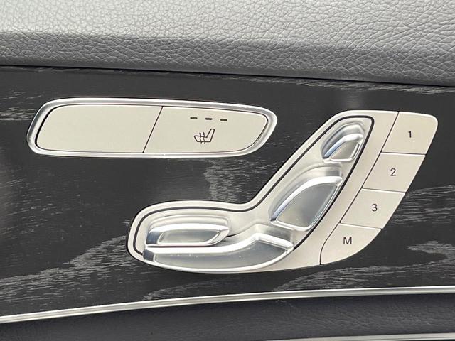 Cクラス C220d ローレウスエディション レーダーセーフティパッケージ クリアランスソナー アダプティブハイビームアシストプラス LEDヘッドランプ 黒革シート 前席シートヒーター 前席パワーシート 純正ナビ バックカメラ フルセグTV(7枚目)