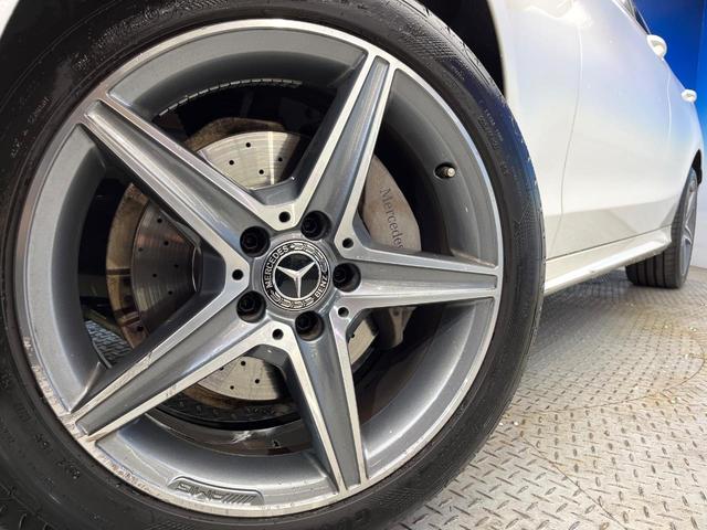 Cクラス C220d ローレウスエディション レーダーセーフティパッケージ クリアランスソナー アダプティブハイビームアシストプラス LEDヘッドランプ 黒革シート 前席シートヒーター 前席パワーシート 純正ナビ バックカメラ フルセグTV(14枚目)