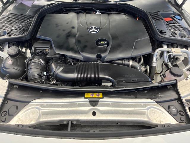 Cクラス C220d ローレウスエディション レーダーセーフティパッケージ クリアランスソナー アダプティブハイビームアシストプラス LEDヘッドランプ 黒革シート 前席シートヒーター 前席パワーシート 純正ナビ バックカメラ フルセグTV(20枚目)