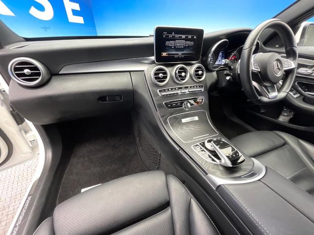 Cクラス C220d ローレウスエディション レーダーセーフティパッケージ クリアランスソナー アダプティブハイビームアシストプラス LEDヘッドランプ 黒革シート 前席シートヒーター 前席パワーシート 純正ナビ バックカメラ フルセグTV(46枚目)