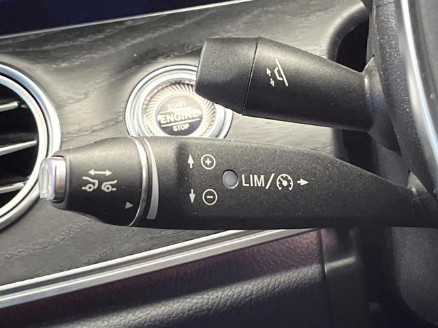 Ｅクラス Ｅ２２０ｄ　アバンギャルド　スポーツ　レーダーセーフティパッケージ　アダプティブハイビームアシストプラス　マルチビームＬＥＤヘッドランプ　前席パワーシート　前席シートヒーター　純正ナビ　全方位カメラ　純正１９インチＡＷ　禁煙車　ＥＴＣ（4枚目）
