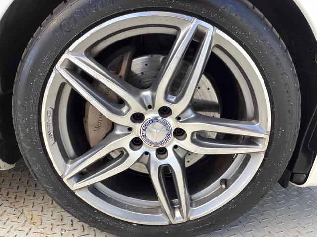 Ｅクラス Ｅ２２０ｄ　アバンギャルド　スポーツ　レーダーセーフティパッケージ　アダプティブハイビームアシストプラス　マルチビームＬＥＤヘッドランプ　前席パワーシート　前席シートヒーター　純正ナビ　全方位カメラ　純正１９インチＡＷ　禁煙車　ＥＴＣ（32枚目）