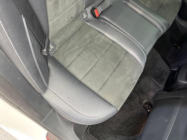 Ｅクラス Ｅ２２０ｄ　アバンギャルド　スポーツ　レーダーセーフティパッケージ　アダプティブハイビームアシストプラス　マルチビームＬＥＤヘッドランプ　前席パワーシート　前席シートヒーター　純正ナビ　全方位カメラ　純正１９インチＡＷ　禁煙車　ＥＴＣ（45枚目）