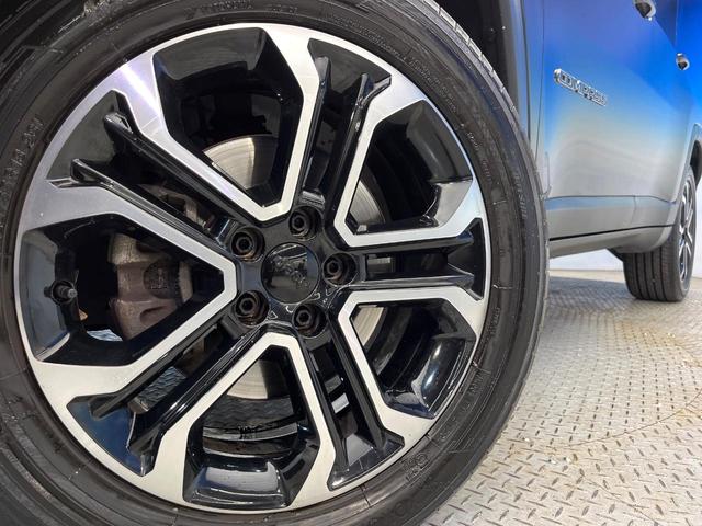 ジープ・コンパス リミテッド 後期モデル 全周囲カメラ ハンズフリーパワーバックドア 革シート 前席シートヒーター 前席パワーシート アダプティブクルーズコントロール オートブレーキホールド オートハイビーム 純正ナビ 禁煙車(15枚目)