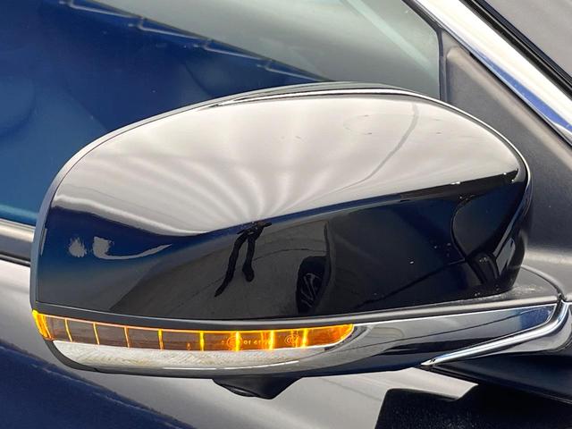 ジープ・コンパス リミテッド 後期モデル 全周囲カメラ ハンズフリーパワーバックドア 革シート 前席シートヒーター 前席パワーシート アダプティブクルーズコントロール オートブレーキホールド オートハイビーム 純正ナビ 禁煙車(25枚目)