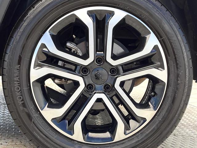 ジープ・コンパス リミテッド 後期モデル 全周囲カメラ ハンズフリーパワーバックドア 革シート 前席シートヒーター 前席パワーシート アダプティブクルーズコントロール オートブレーキホールド オートハイビーム 純正ナビ 禁煙車(30枚目)