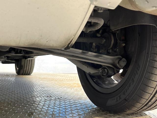 ジープ・コンパス リミテッド 後期モデル 全周囲カメラ ハンズフリーパワーバックドア 革シート 前席シートヒーター 前席パワーシート アダプティブクルーズコントロール オートブレーキホールド オートハイビーム 純正ナビ 禁煙車(36枚目)