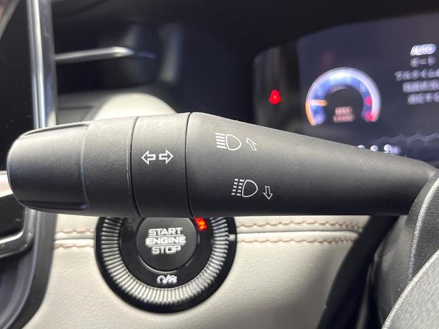 ジープ・コンパス リミテッド 後期モデル 全周囲カメラ ハンズフリーパワーバックドア 革シート 前席シートヒーター 前席パワーシート アダプティブクルーズコントロール オートブレーキホールド オートハイビーム 純正ナビ 禁煙車(53枚目)