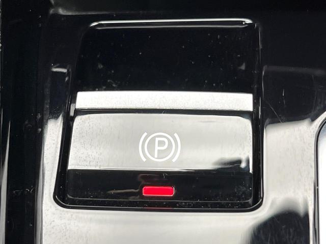 ジープ・コンパス リミテッド 後期モデル 全周囲カメラ ハンズフリーパワーバックドア 革シート 前席シートヒーター 前席パワーシート アダプティブクルーズコントロール オートブレーキホールド オートハイビーム 純正ナビ 禁煙車(62枚目)