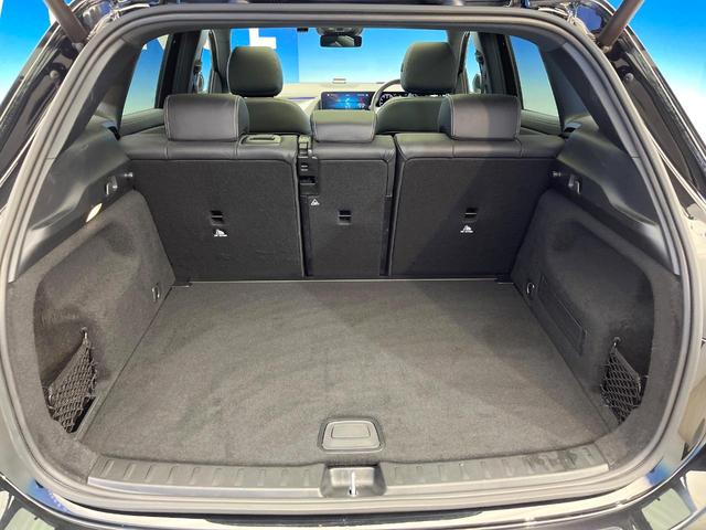 GLAクラス GLA200d 4マチック AMGライン パノラミックスライディングルーフ レザーエクスクルーシブPKG アドバンスドPKG ナビゲーションPKG アンビエントライト フットトランクオープナー ハイビームアシストプラス 地デジTV 禁煙車(17枚目)