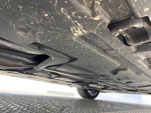 GLAクラス GLA200d 4マチック AMGライン パノラミックスライディングルーフ レザーエクスクルーシブPKG アドバンスドPKG ナビゲーションPKG アンビエントライト フットトランクオープナー ハイビームアシストプラス 地デジTV 禁煙車(26枚目)