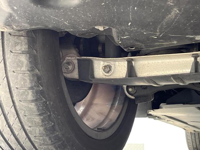 GLAクラス GLA200d 4マチック AMGライン パノラミックスライディングルーフ レザーエクスクルーシブPKG アドバンスドPKG ナビゲーションPKG アンビエントライト フットトランクオープナー ハイビームアシストプラス 地デジTV 禁煙車(27枚目)