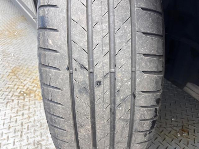 GLAクラス GLA200d 4マチック AMGライン パノラミックスライディングルーフ レザーエクスクルーシブPKG アドバンスドPKG ナビゲーションPKG アンビエントライト フットトランクオープナー ハイビームアシストプラス 地デジTV 禁煙車(30枚目)