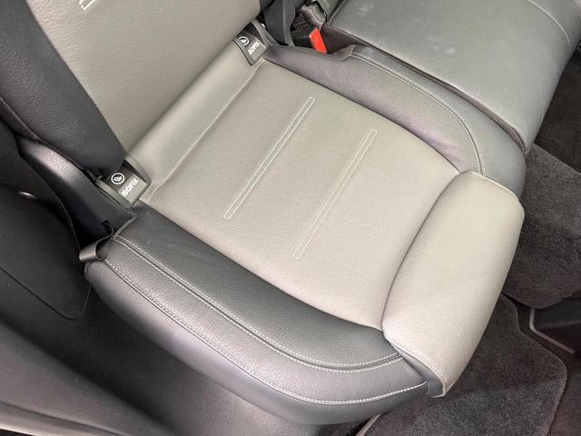 GLAクラス GLA200d 4マチック AMGライン パノラミックスライディングルーフ レザーエクスクルーシブPKG アドバンスドPKG ナビゲーションPKG アンビエントライト フットトランクオープナー ハイビームアシストプラス 地デジTV 禁煙車(49枚目)