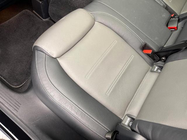 GLAクラス GLA200d 4マチック AMGライン パノラミックスライディングルーフ レザーエクスクルーシブPKG アドバンスドPKG ナビゲーションPKG アンビエントライト フットトランクオープナー ハイビームアシストプラス 地デジTV 禁煙車(50枚目)