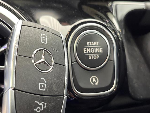 GLAクラス GLA200d 4マチック AMGライン パノラミックスライディングルーフ レザーエクスクルーシブPKG アドバンスドPKG ナビゲーションPKG アンビエントライト フットトランクオープナー ハイビームアシストプラス 地デジTV 禁煙車(60枚目)