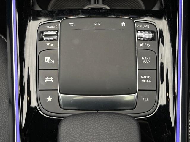 GLAクラス GLA200d 4マチック AMGライン パノラミックスライディングルーフ レザーエクスクルーシブPKG アドバンスドPKG ナビゲーションPKG アンビエントライト フットトランクオープナー ハイビームアシストプラス 地デジTV 禁煙車(62枚目)