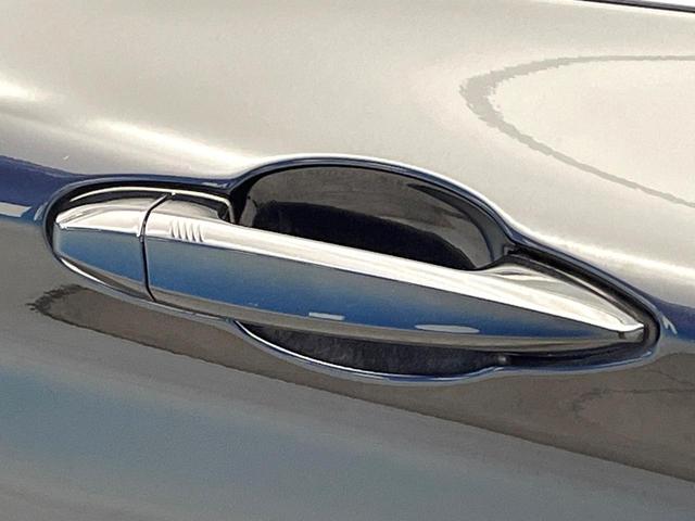 X1 xDrive 18d xライン 後期モデル 4WD 電動リアゲート LEDヘッドランプ オートライト 前席パワーシート 純正18インチアルミ バックカメラ Bluetooth再生 ワンオーナー 禁煙車(24枚目)