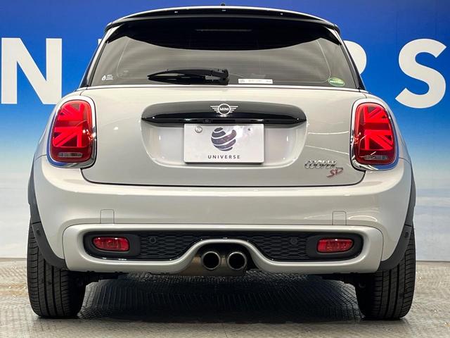 MINI クーパーSD カメラパーキングアシストPKG スポーツドライビングPKG ペッパーPKG アダプディブクルーズ LEDヘッドランプ 純正17インチアルミ バックカメラ Bluetooth再生 禁煙車(15枚目)