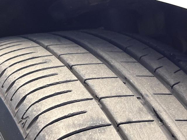 Aクラス A250 シュポルト 4マチック 後期モデル AMGレザーエクスクルーシブパッケージ アダプティブクルーズコントロール クリアランスソナー アダプティブハイビームアシスト LEDヘッドランプ 前席パワーシート 前席シートヒーター(33枚目)