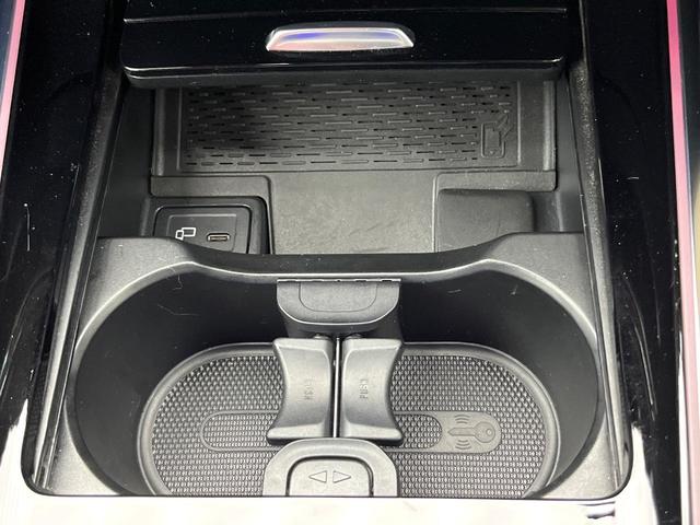 Ｂクラス Ｂ１８０　ＡＭＧライン　ＡＭＧレザーエクスクルーシブＰＫＧ　ナビゲーション‘ＰＫＧ　レーダーセーフティＰＫＧ　ナビゲーションＰＫＧ　アドバンスドＰＫＧ　アダプティブハイビームアシスト　フットトランクオープナー　禁煙車（65枚目）