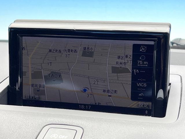 A1スポーツバック ピアニッシモエディション 後期モデル 125台限定特別仕様車 HIDヘッドライト ヘッドランプウォッシャー オートエアコン 前席シートヒーター アドバンスドキー パーキングシステム SSDナビ 地デジTV ETC車載器 禁煙シ(7枚目)