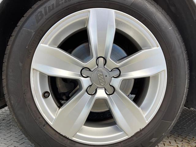 A1スポーツバック ピアニッシモエディション 後期モデル 125台限定特別仕様車 HIDヘッドライト ヘッドランプウォッシャー オートエアコン 前席シートヒーター アドバンスドキー パーキングシステム SSDナビ 地デジTV ETC車載器 禁煙シ(32枚目)