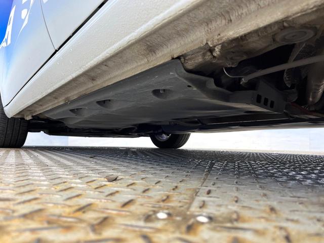 A1スポーツバック ピアニッシモエディション 後期モデル 125台限定特別仕様車 HIDヘッドライト ヘッドランプウォッシャー オートエアコン 前席シートヒーター アドバンスドキー パーキングシステム SSDナビ 地デジTV ETC車載器 禁煙シ(36枚目)