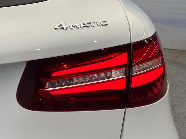 GLC GLC220d 4マチックスポーツ 4WD レーダーセーフティーPKG ヘッドアップディスプレイ パワーバックドア 全周囲カメラ 前席パワーシート シートヒーター LED 純正19インチアルミ Bluetooth再生 フルセグ 禁煙車(24枚目)