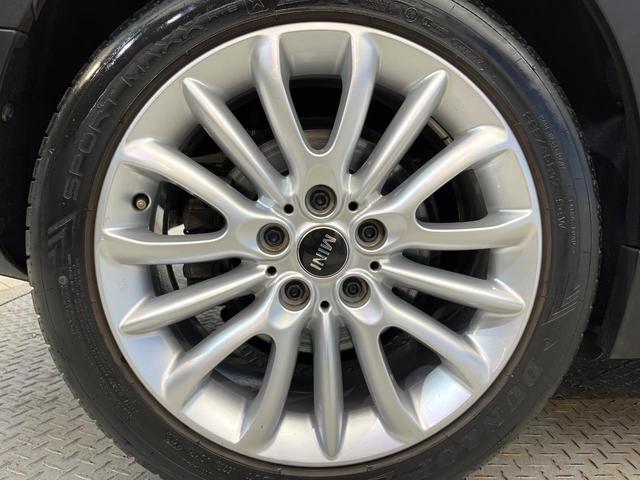 MINI クーパーS クラブマン ペッパーPKG アダプディブクルーズコントロール アダプディブLED オートライト リアビューカメラ 純正17インチアルミ Bluetooth再生 禁煙車(36枚目)