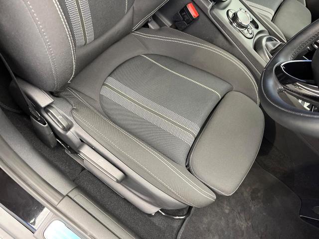 MINI クーパーS クラブマン ペッパーPKG アダプディブクルーズコントロール アダプディブLED オートライト リアビューカメラ 純正17インチアルミ Bluetooth再生 禁煙車(44枚目)