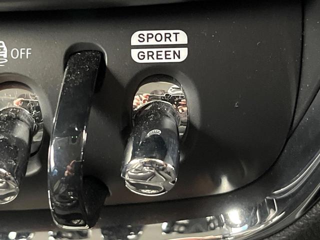 MINI クーパーS クラブマン ペッパーPKG アダプディブクルーズコントロール アダプディブLED オートライト リアビューカメラ 純正17インチアルミ Bluetooth再生 禁煙車(61枚目)