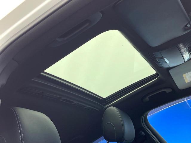 GLC GLC220d 4マチッククーペスポーツ(本革仕様) 本革仕様 レーダーセーフティーPKG ヘッドアップディスプレイ パワーバックドア LEDヘッドランプ 純正19インチアルミ パワーシート シートヒーター Bluetooth再生 禁煙車(4枚目)