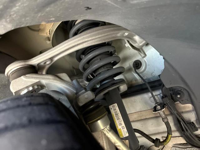 GLC GLC220d 4マチッククーペスポーツ(本革仕様) 本革仕様 レーダーセーフティーPKG ヘッドアップディスプレイ パワーバックドア LEDヘッドランプ 純正19インチアルミ パワーシート シートヒーター Bluetooth再生 禁煙車(33枚目)