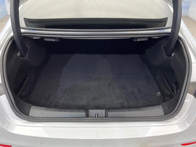 CLAクラス CLA200d AMGライン パノラミックスライディングルーフ アドバンスドPKG レザーエクスクルーシブPKG ナビゲーションPKG アンビエントライト アダプティブハイビームアシストプラス メルセデスミーコネクト 禁煙車(13枚目)