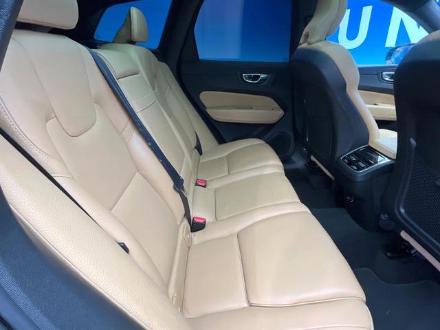 ●後部座席も気になるようなキズ・汚れやへたり等、大きなダメージはなく、良好な状態です。