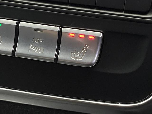 ●フロントシートヒーティング：運転席・助手席共に三段階で調節が可能なシートヒーターを装備しております。季節を問わず快適にご使用いただけます。