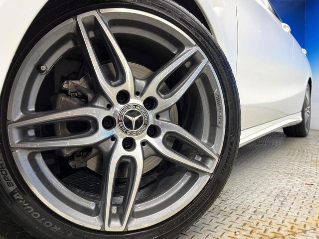 ●純正１８インチアルミホイール：輸入車ならではの卓越した走りを支えるホイールと足回りです！日本車の走りに慣れている方にもぜひ体感して頂きたいほど、高いレベルでまとまっています！