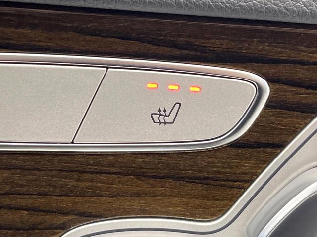 Ｃクラス Ｃ２００アバンギャルド　ベーシックＰＫＧ　レーダーセーフティＰＫＧ　ハーフレザーシート　前席シートヒーター　運転席メモリー付パワーシート　オートマチックハイビーム　プライバシーガラス　純正ナビ　バックカメラ　地デジＴＶ　禁煙（6枚目）