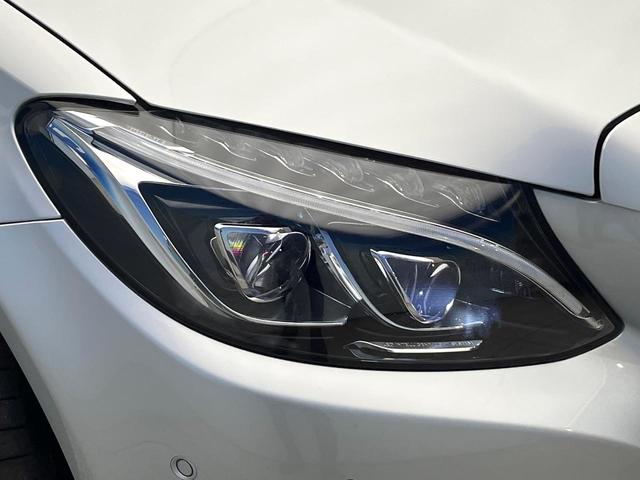 Ｃクラス Ｃ２００アバンギャルド　ベーシックＰＫＧ　レーダーセーフティＰＫＧ　ハーフレザーシート　前席シートヒーター　運転席メモリー付パワーシート　オートマチックハイビーム　プライバシーガラス　純正ナビ　バックカメラ　地デジＴＶ　禁煙（21枚目）