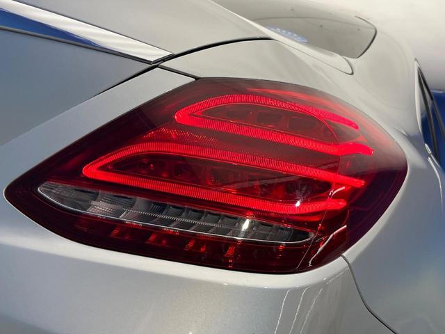 Ｃクラス Ｃ２００アバンギャルド　ベーシックＰＫＧ　レーダーセーフティＰＫＧ　ハーフレザーシート　前席シートヒーター　運転席メモリー付パワーシート　オートマチックハイビーム　プライバシーガラス　純正ナビ　バックカメラ　地デジＴＶ　禁煙（25枚目）