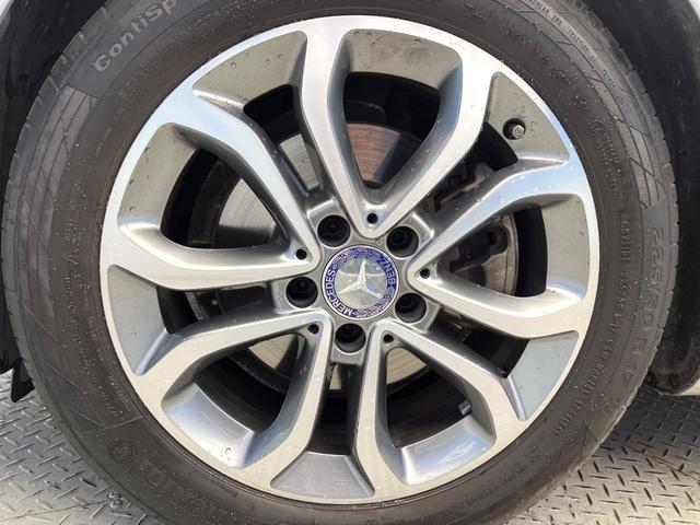 Ｃクラス Ｃ２００アバンギャルド　ベーシックＰＫＧ　レーダーセーフティＰＫＧ　ハーフレザーシート　前席シートヒーター　運転席メモリー付パワーシート　オートマチックハイビーム　プライバシーガラス　純正ナビ　バックカメラ　地デジＴＶ　禁煙（31枚目）