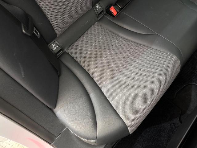 Ｃクラス Ｃ２００アバンギャルド　ベーシックＰＫＧ　レーダーセーフティＰＫＧ　ハーフレザーシート　前席シートヒーター　運転席メモリー付パワーシート　オートマチックハイビーム　プライバシーガラス　純正ナビ　バックカメラ　地デジＴＶ　禁煙（38枚目）